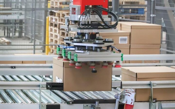 Packaging Machinery Guide: Automated Systems, Production Process & Industrial Applications