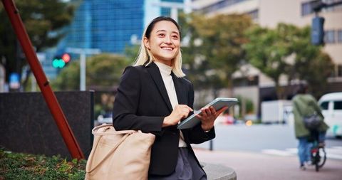 Work in Japan Explained: Jobs, Employment, Work Visas & Career Opportunities for Foreign Workers