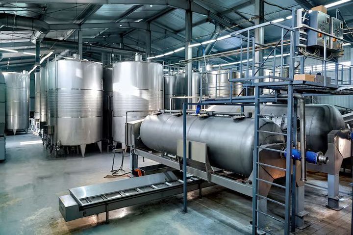 Chemical Plant Equipment Manufacturing Explained: Process Systems, Machinery & Industrial Applications